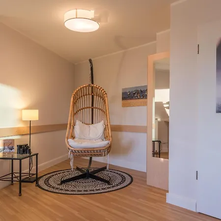 Kranichtanz An Der Seebruecke *